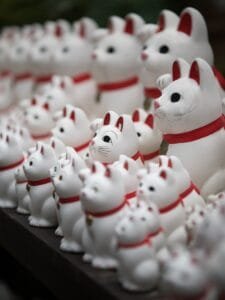 A bunch of small white animals on a table